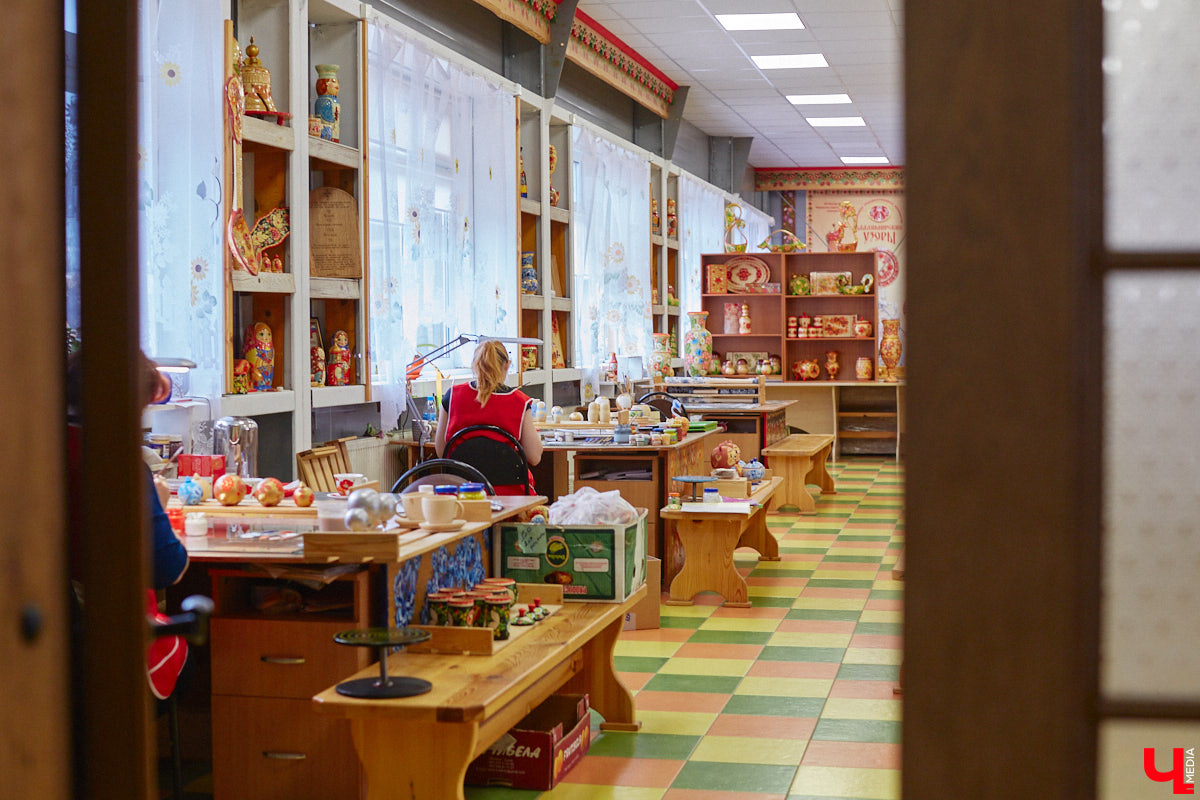 Два миллиона туристов посетили Владимирскую область в прошлом году. Планы на этот не менее амбициозные. Впереди тысячелетие Суздаля, День семьи, любви и верности в Муроме. Каждый праздник привлечет не одну сотню тысяч гостей. Что же предпринимают в регионе, чтобы их стало еще больше?