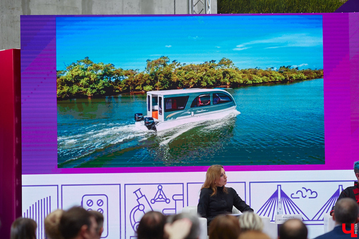 Два миллиона туристов посетили Владимирскую область в прошлом году. Планы на этот не менее амбициозные. Впереди тысячелетие Суздаля, День семьи, любви и верности в Муроме. Каждый праздник привлечет не одну сотню тысяч гостей. Что же предпринимают в регионе, чтобы их стало еще больше?