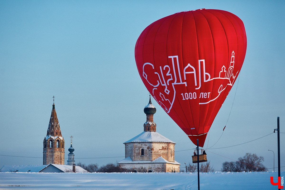 Два миллиона туристов посетили Владимирскую область в прошлом году. Планы на этот не менее амбициозные. Впереди тысячелетие Суздаля, День семьи, любви и верности в Муроме. Каждый праздник привлечет не одну сотню тысяч гостей. Что же предпринимают в регионе, чтобы их стало еще больше?