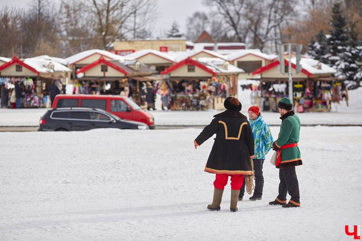 Два миллиона туристов посетили Владимирскую область в прошлом году. Планы на этот не менее амбициозные. Впереди тысячелетие Суздаля, День семьи, любви и верности в Муроме. Каждый праздник привлечет не одну сотню тысяч гостей. Что же предпринимают в регионе, чтобы их стало еще больше?