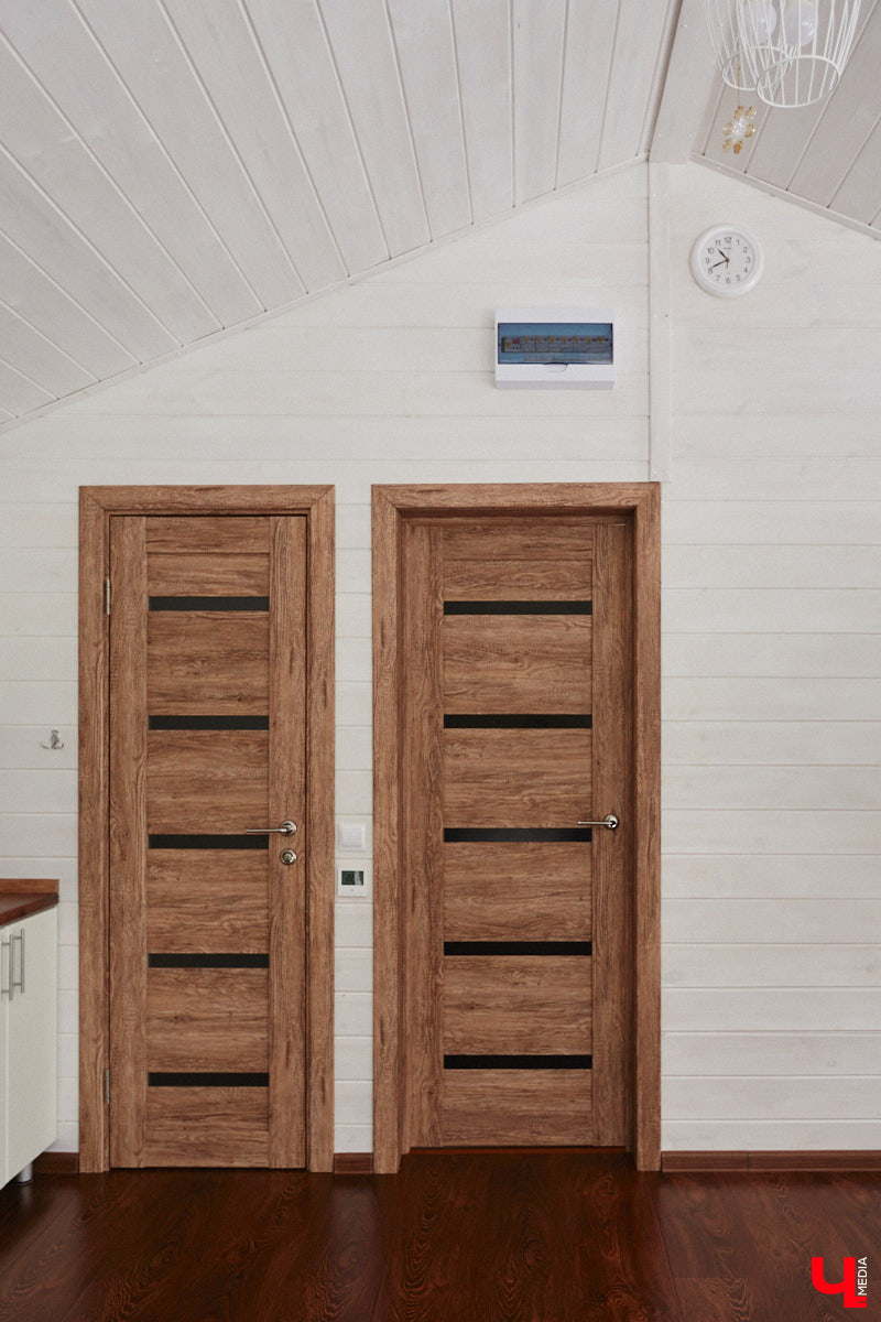 Уже полтора года, как владимирцы Алексей и Татьяна Логвиненко покинули каменные джунгли. Переехала чета с детьми не в типовой загородный дом, а в барнхаус, ставший частью их туристического проекта — энтоглэмпинга. Замыслом и подробностями быта пара поделилась с «Ключ-Медиа», заглянувшим к ним в гости.