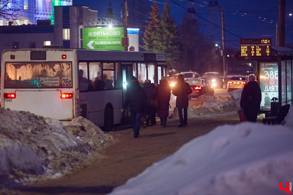 Весна приносит обновление! И речь не о видах из окна, а о переменах в сфере городского транспорта. Например, столицу региона покинула еще одна компания-перевозчик, зато планы по продлению наземного метро от Москвы до Владимирской области подтвердились. Подробнее обо всем этом в нашем свежем дорожном обзоре.