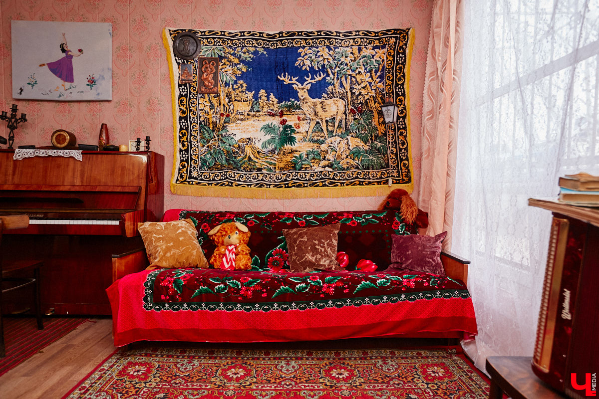 В порыве ностальгии по советской эпохе иногда хочется пустить время вспять. Но есть куда менее кардинальные и более доступные способы сделать камбэк на десятки лет назад. Например, заглянуть в локации с ретровайбом. «Ключ-Медиа» нашел три таких точки на карте Владимира.