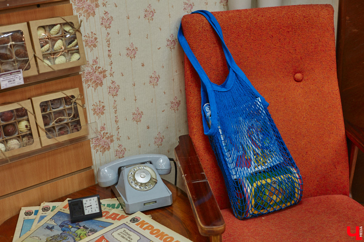 В порыве ностальгии по советской эпохе иногда хочется пустить время вспять. Но есть куда менее кардинальные и более доступные способы сделать камбэк на десятки лет назад. Например, заглянуть в локации с ретровайбом. «Ключ-Медиа» нашел три таких точки на карте Владимира.