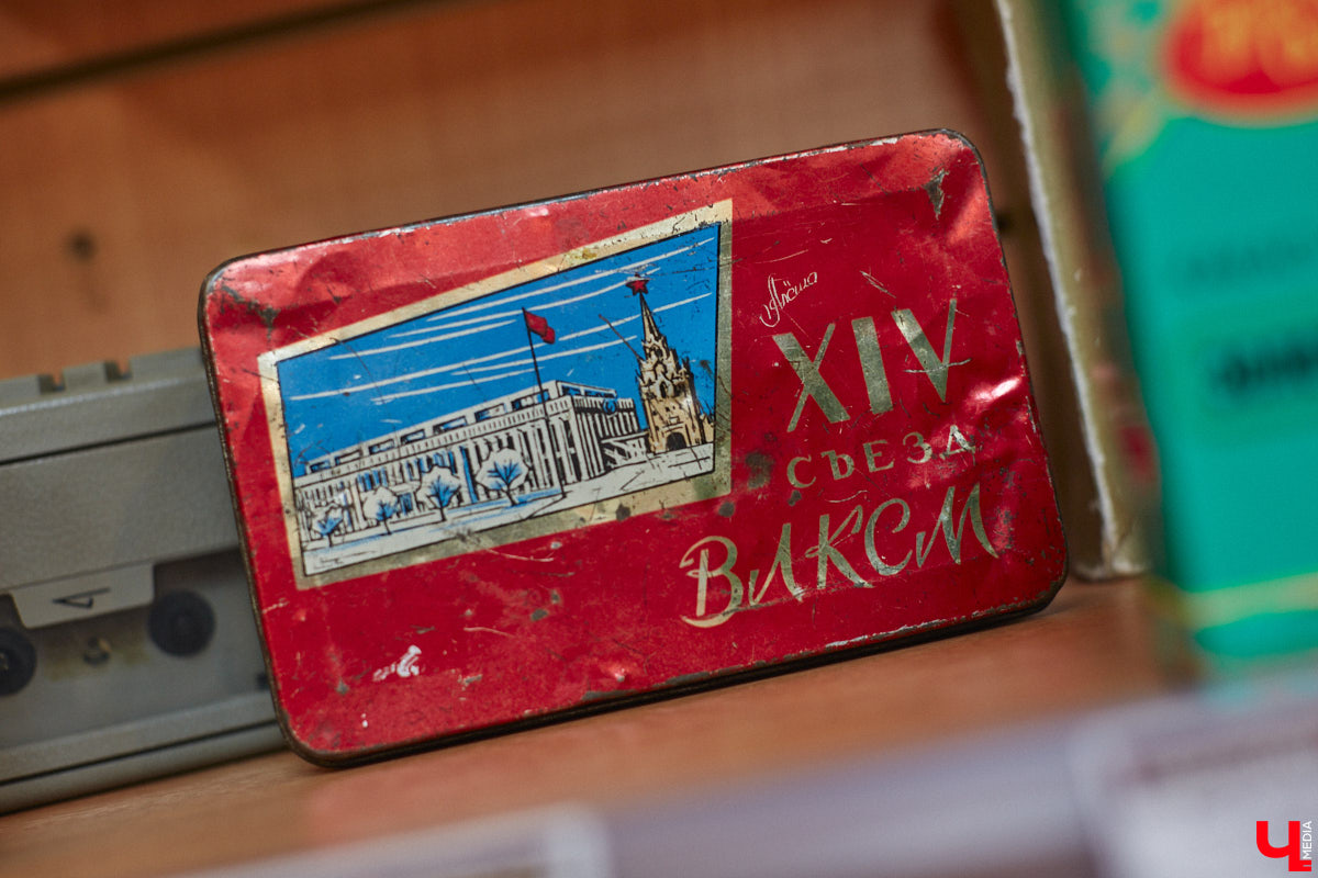 В порыве ностальгии по советской эпохе иногда хочется пустить время вспять. Но есть куда менее кардинальные и более доступные способы сделать камбэк на десятки лет назад. Например, заглянуть в локации с ретровайбом. «Ключ-Медиа» нашел три таких точки на карте Владимира.