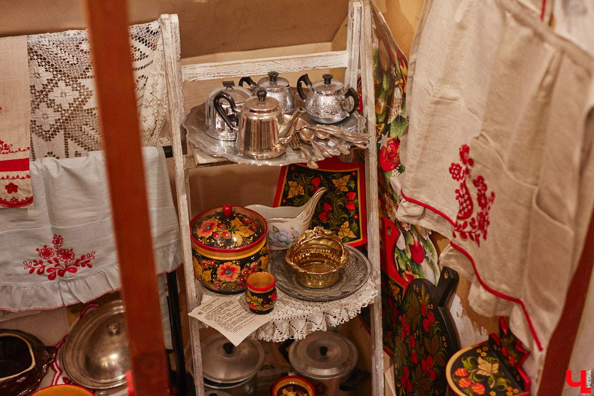 В порыве ностальгии по советской эпохе иногда хочется пустить время вспять. Но есть куда менее кардинальные и более доступные способы сделать камбэк на десятки лет назад. Например, заглянуть в локации с ретровайбом. «Ключ-Медиа» нашел три таких точки на карте Владимира.