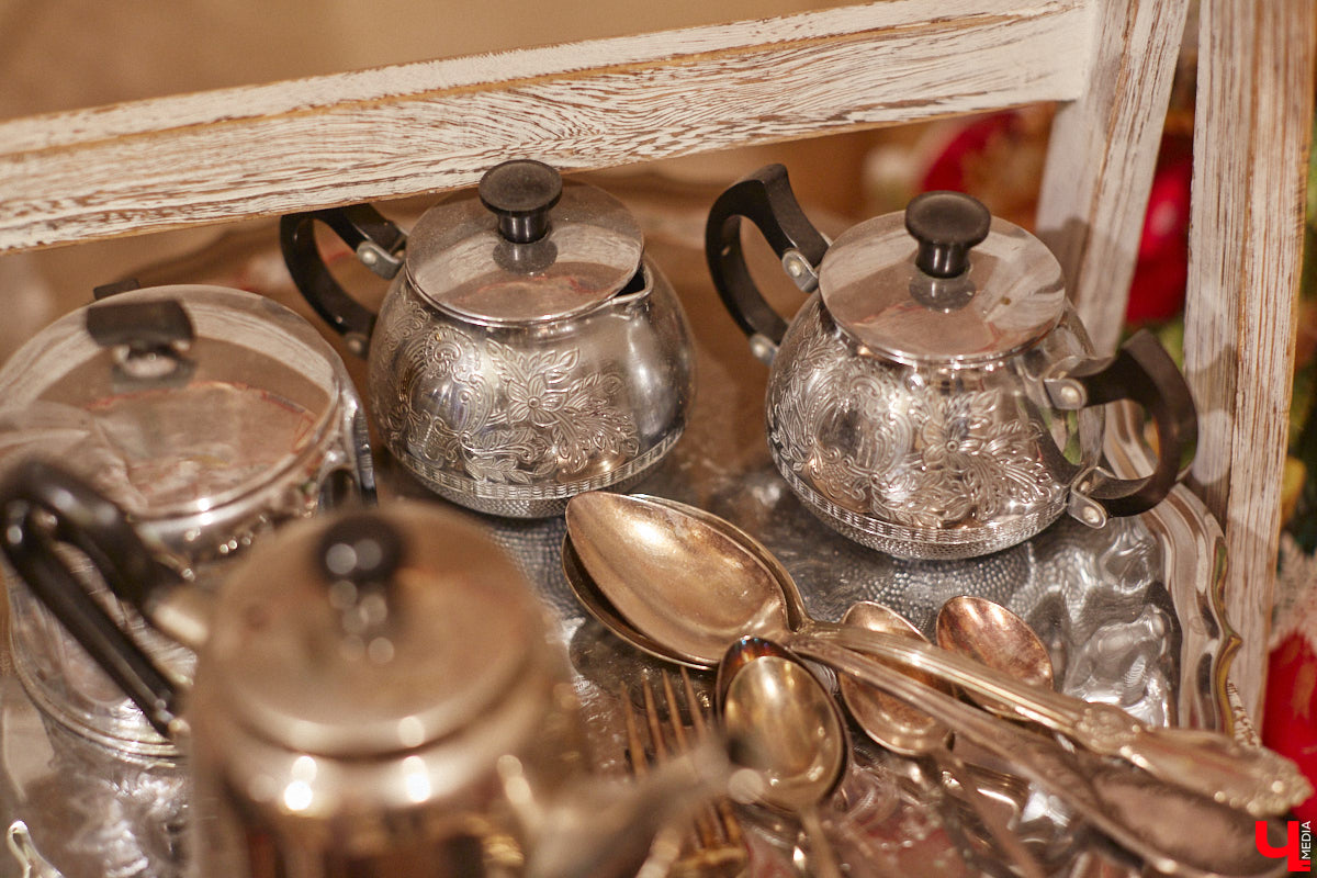 В порыве ностальгии по советской эпохе иногда хочется пустить время вспять. Но есть куда менее кардинальные и более доступные способы сделать камбэк на десятки лет назад. Например, заглянуть в локации с ретровайбом. «Ключ-Медиа» нашел три таких точки на карте Владимира.