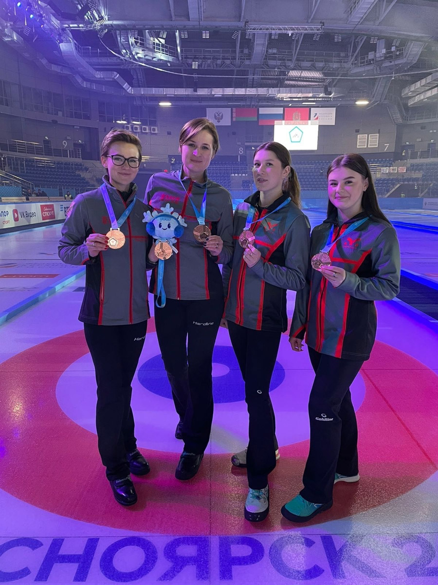 Владимирские спортсмены продолжают удивлять своими успехами. На этот раз им удалось собрать полный комплект наград на соревнованиях по самым разным дисциплинам. Подробности рассказываем в нашем обзоре.