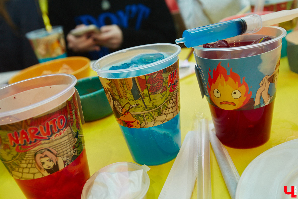 Южная Корея сейчас один из главных трендсеттеров. Люди обожают k-pop айдолов и массово смотрят дорамы. Кусочек яркой страны появился и во Владимире. Рассказываем о концепции нового фуд-проекта, в рамках которого прошла закрытая дегустация с участием «Ключ-Медиа» и популярных блогеров.