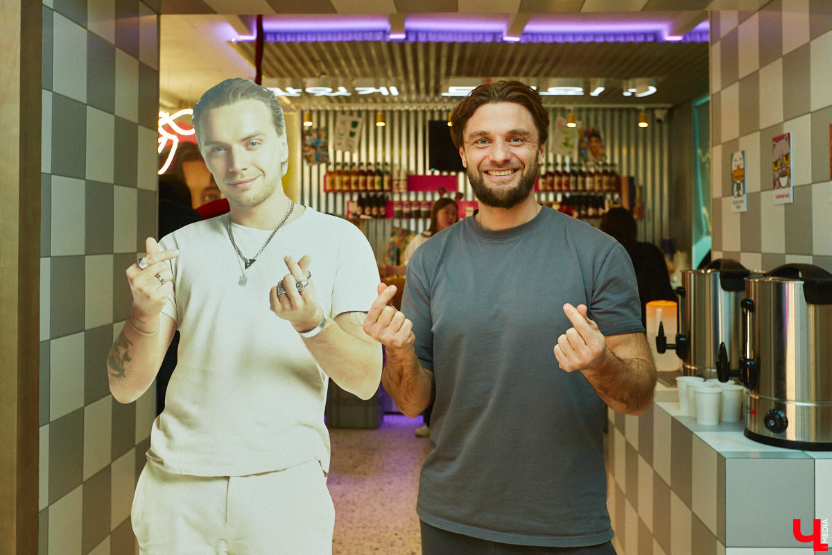 Южная Корея сейчас один из главных трендсеттеров. Люди обожают k-pop айдолов и массово смотрят дорамы. Кусочек яркой страны появился и во Владимире. Рассказываем о концепции нового фуд-проекта, в рамках которого прошла закрытая дегустация с участием «Ключ-Медиа» и популярных блогеров.