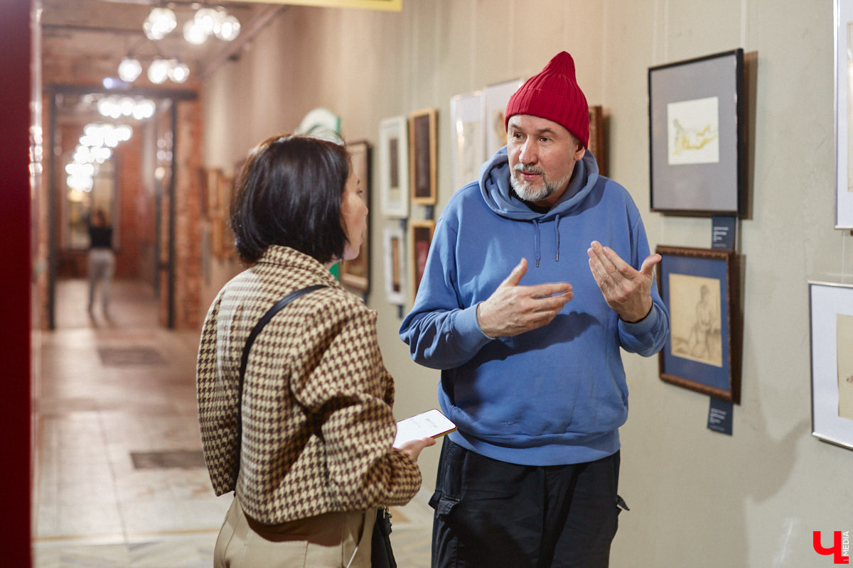 Во Владимире открылась выставка «Без одежд». Как можно догадаться из названия, речь на ней идет о самом обсуждаемом и противоречивом живописном жанре ню. «Ключ-Медиа» посетил откровенную экспозицию и своими глазами убедился: ничего пошлого, сплошное искусство, раскрывающее всю многогранную красоту женского тела.