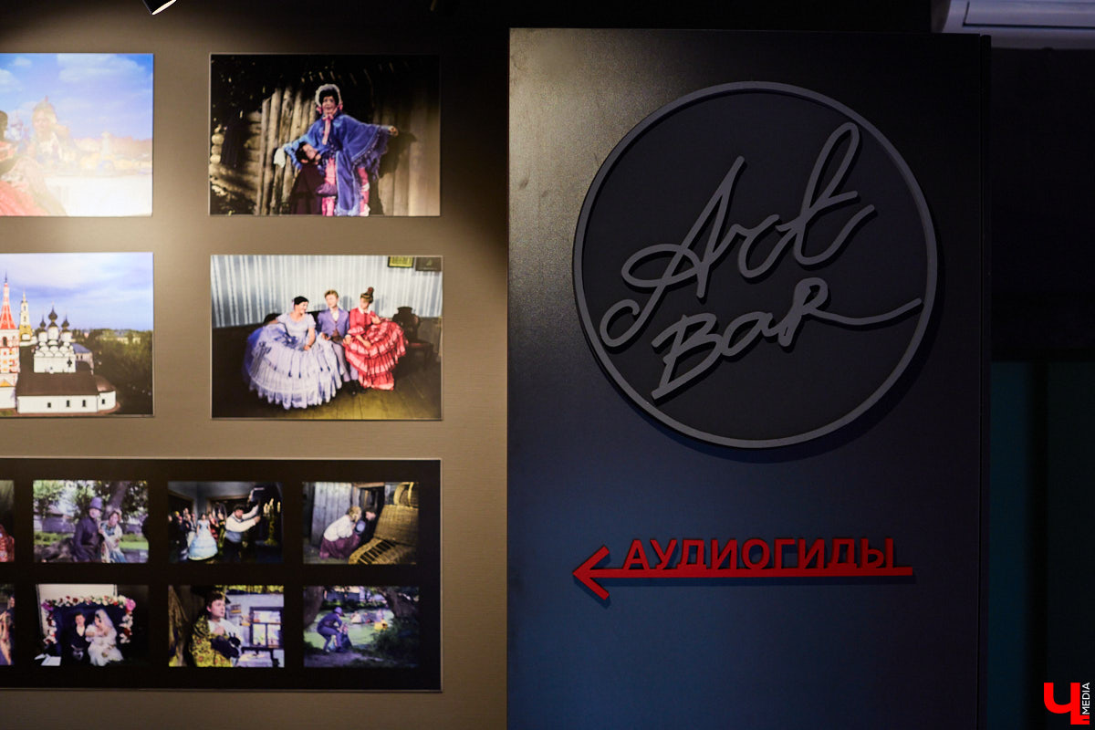 В Суздале закрылось одно из самых интересных арт-пространств — Дом кино. Место, с сентября 2021 года погружающее всех пришедших в синематографическую историю древнего города, увы, больше не доступно для посещения.