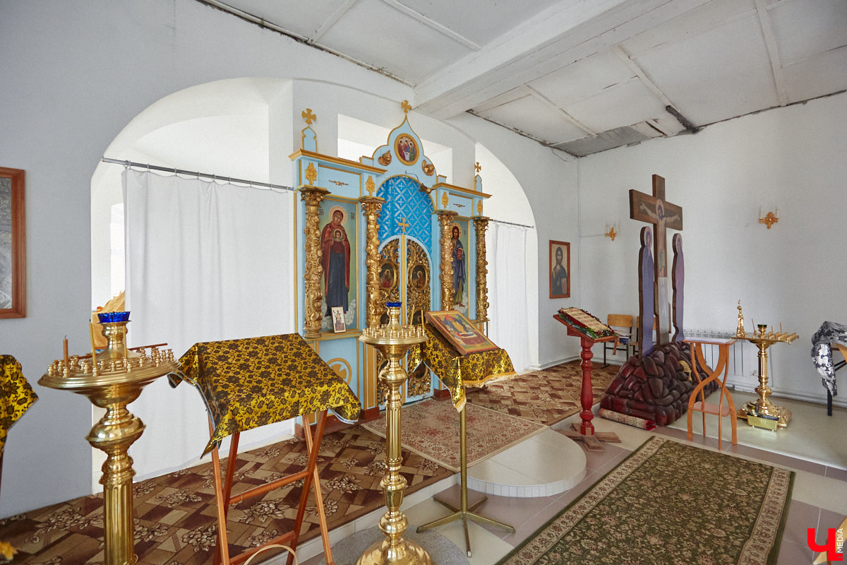 В 1905 году первая в истории города Владимира топонимическая комиссия составила список из пятидесяти пяти предполагаемых к переименованию улиц. Так, Куткин переулок становился Гоголевской улицей, Грабиловка — Набережной, Читалкин переулок — Покровской улицей, Летнеперевозинская — Рязанской, а Ременники — Немецкой. Да, именно в этом районе проживало наибольшее количество людей данной национальности. И именно здесь был их духовный центр — лютеранская кирха. Истории и быту немецкой колонии в дореволюционном Владимире и посвящена наша сегодняшняя статья.