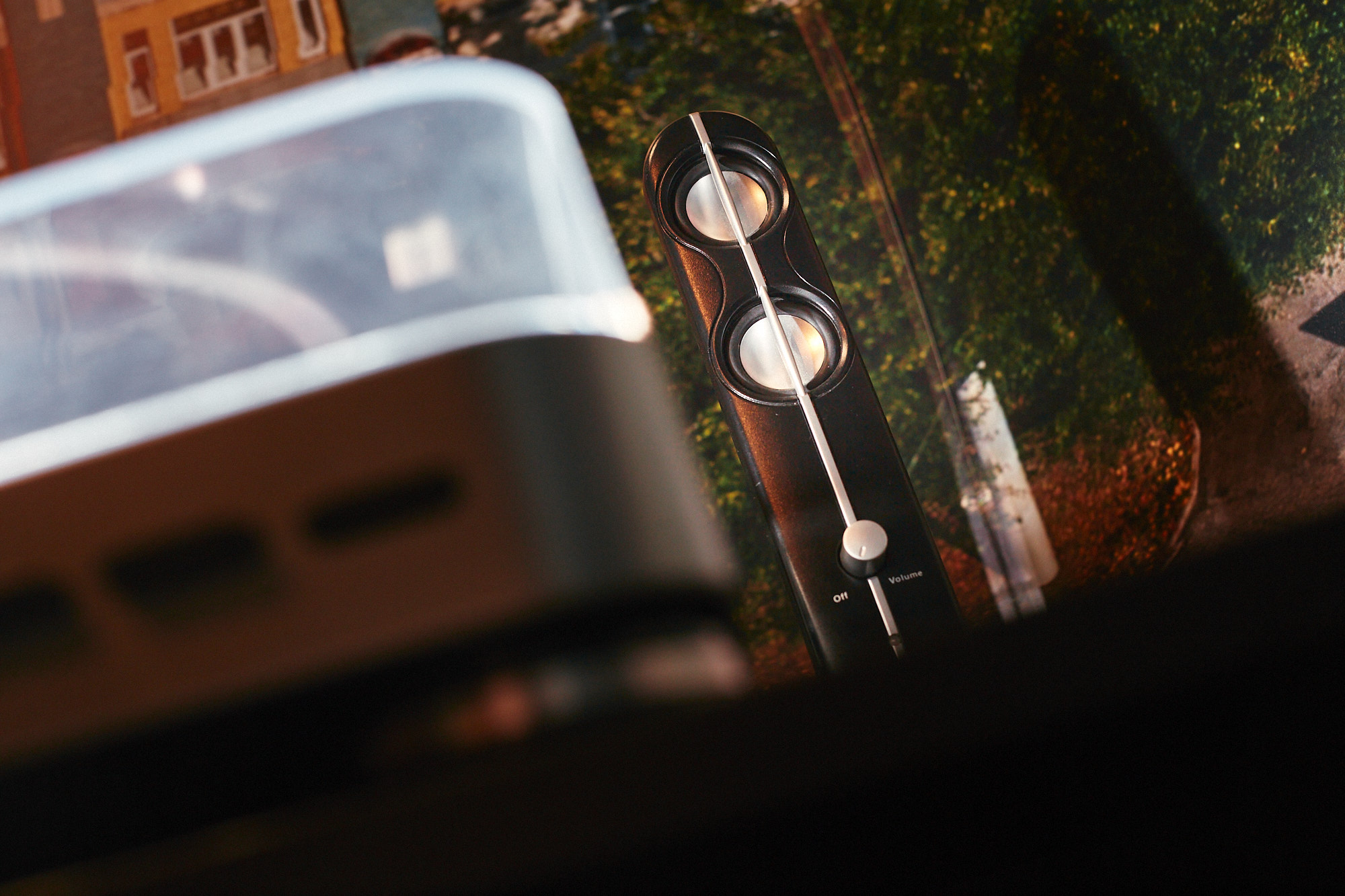 Мягкое кресло, шорох винила, интересная книга в руках: комбо, действующее лучше любого успокоительного. И мы знаем, где его найти! «Ключ-Медиа» собрал в один обзор уютные городские локации с творческим вайбом, где всегда приятно остановиться и поставить бурное течение жизни на паузу.