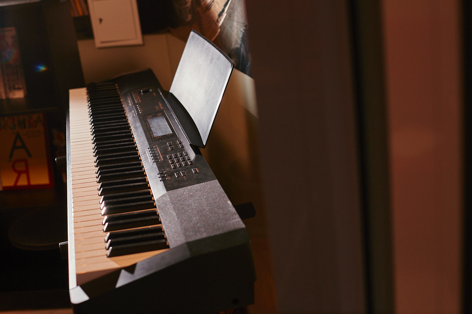 Мягкое кресло, шорох винила, интересная книга в руках: комбо, действующее лучше любого успокоительного. И мы знаем, где его найти! «Ключ-Медиа» собрал в один обзор уютные городские локации с творческим вайбом, где всегда приятно остановиться и поставить бурное течение жизни на паузу.