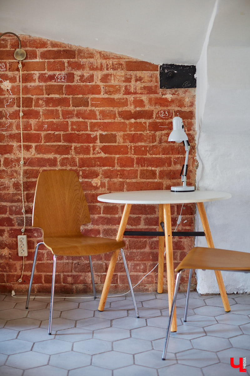 Мягкое кресло, шорох винила, интересная книга в руках: комбо, действующее лучше любого успокоительного. И мы знаем, где его найти! «Ключ-Медиа» собрал в один обзор уютные городские локации с творческим вайбом, где всегда приятно остановиться и поставить бурное течение жизни на паузу.