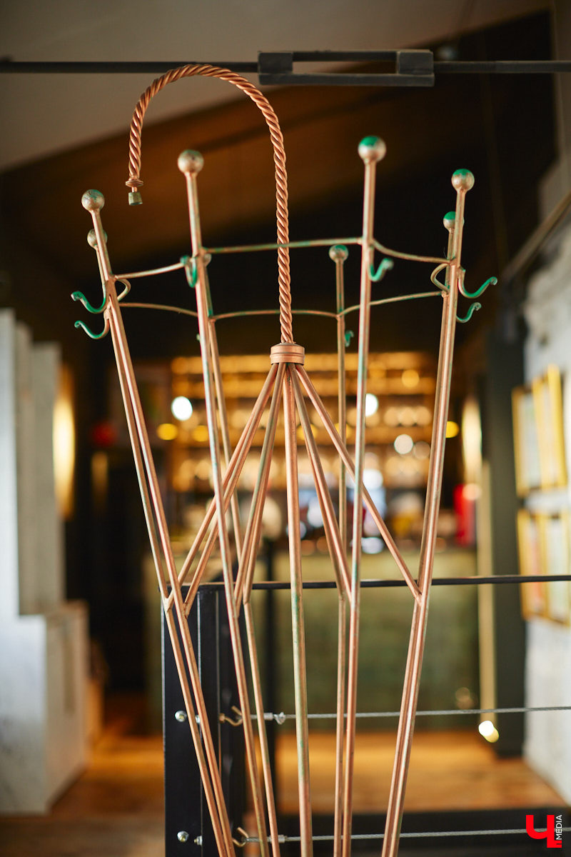 Мягкое кресло, шорох винила, интересная книга в руках: комбо, действующее лучше любого успокоительного. И мы знаем, где его найти! «Ключ-Медиа» собрал в один обзор уютные городские локации с творческим вайбом, где всегда приятно остановиться и поставить бурное течение жизни на паузу.