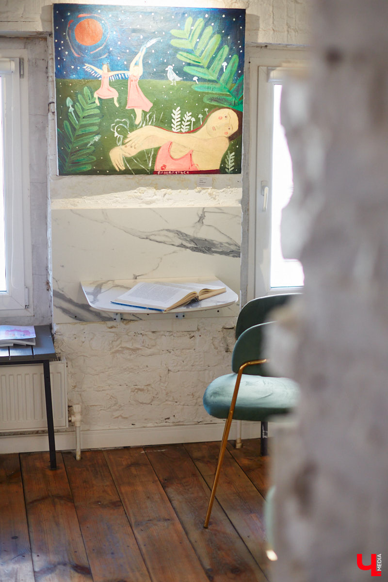 Мягкое кресло, шорох винила, интересная книга в руках: комбо, действующее лучше любого успокоительного. И мы знаем, где его найти! «Ключ-Медиа» собрал в один обзор уютные городские локации с творческим вайбом, где всегда приятно остановиться и поставить бурное течение жизни на паузу.