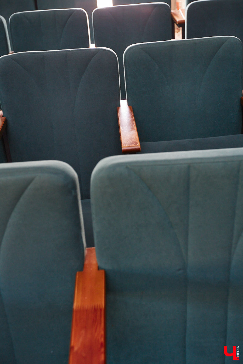 Мягкое кресло, шорох винила, интересная книга в руках: комбо, действующее лучше любого успокоительного. И мы знаем, где его найти! «Ключ-Медиа» собрал в один обзор уютные городские локации с творческим вайбом, где всегда приятно остановиться и поставить бурное течение жизни на паузу.