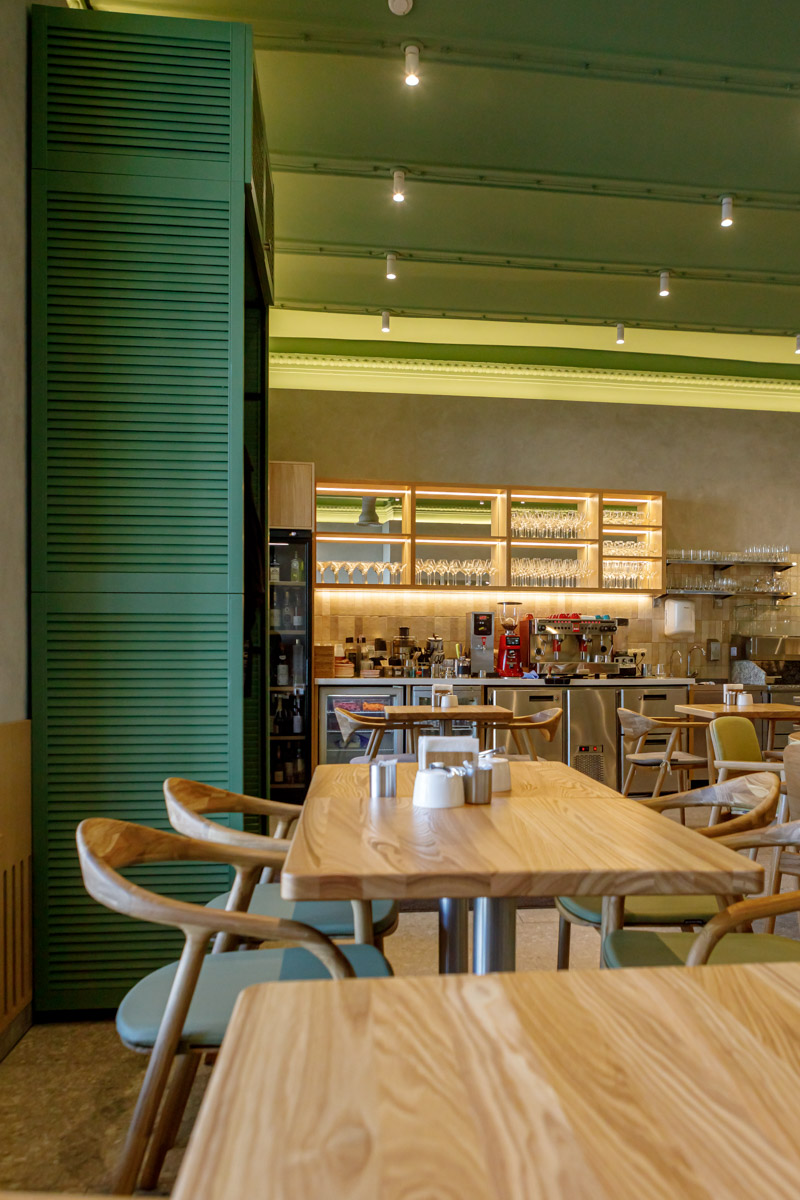 Мода, автомобили, еда — в Италии прекрасно все! Именно эта солнечная страна с богатейшей культурой послужила вдохновением при создании нового гастрономического проекта в самом сердце Владимира. Он уже распахнул свои двери, а вы не пройдете мимо, ведь все дороги так или иначе ведут в Рим.