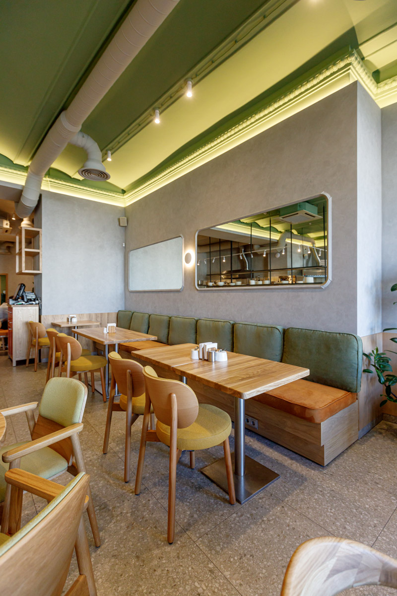 Мода, автомобили, еда — в Италии прекрасно все! Именно эта солнечная страна с богатейшей культурой послужила вдохновением при создании нового гастрономического проекта в самом сердце Владимира. Он уже распахнул свои двери, а вы не пройдете мимо, ведь все дороги так или иначе ведут в Рим.