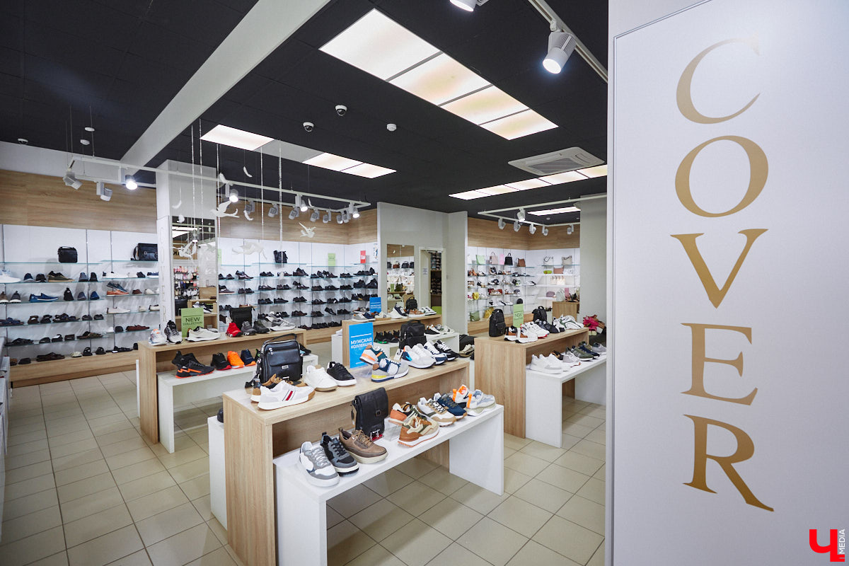 Мы не всегда придаем значение обуви, и это сильное упущение, ведь она играет ключевую роль в нашем образе. Недавно во Владимире ботинкам, лоферам и туфелькам даже посвятили целую экспозицию с движущимся поездом и сказочными домиками. Рассказываем, где увидеть сие чудо и какую смысловую нагрузку несет арт-объект.