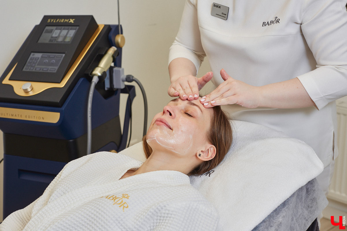 Естественная красота — главный тренд нашего времени. Сегодня модно не просто следить за собой, важно при этом беречь свою уникальность. Эта тенденция получила название pro-age, т. е. разумное отношение к своему возрасту, принятие его особенностей и соответствующий уход без излишних вмешательств. О современной философии красоты и инновационных технологиях, которые позволяют добиться потрясающего эффекта, «Ключ-Медиа» рассказала эксперт, владелица Института красоты BABOR Наталья Васькова.