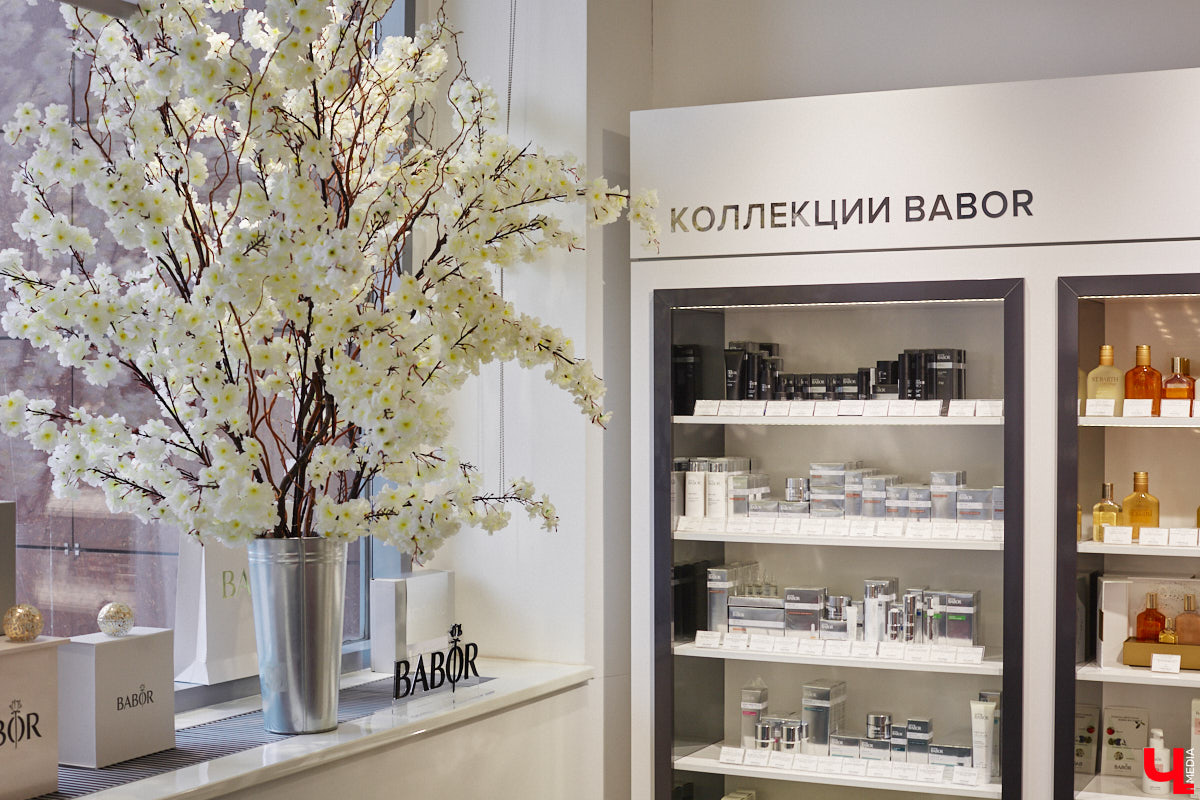 Естественная красота — главный тренд нашего времени. Сегодня модно не просто следить за собой, важно при этом беречь свою уникальность. Эта тенденция получила название pro-age, т. е. разумное отношение к своему возрасту, принятие его особенностей и соответствующий уход без излишних вмешательств. О современной философии красоты и инновационных технологиях, которые позволяют добиться потрясающего эффекта, «Ключ-Медиа» рассказала эксперт, владелица Института красоты BABOR Наталья Васькова.