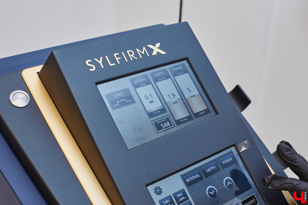 Естественная красота — главный тренд нашего времени. Сегодня модно не просто следить за собой, важно при этом беречь свою уникальность. Эта тенденция получила название pro-age, т. е. разумное отношение к своему возрасту, принятие его особенностей и соответствующий уход без излишних вмешательств. О современной философии красоты и инновационных технологиях, которые позволяют добиться потрясающего эффекта, «Ключ-Медиа» рассказала эксперт, владелица Института красоты BABOR Наталья Васькова.