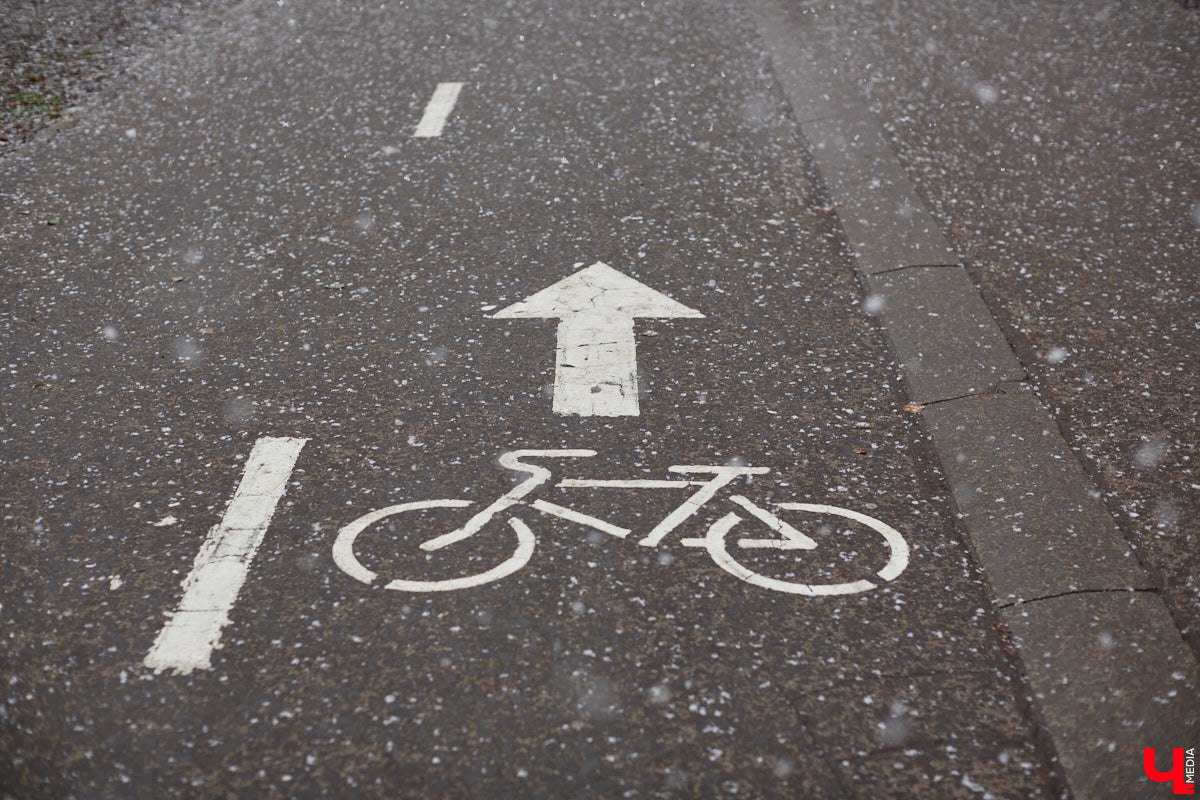 Шашлыки отменяются. Синоптики утверждают, что такого холодного 9 мая, какое будет в этом году, мы не видели четверть века. Да и в целом неделя предстоит та еще! С заморозками, снегом и дождями. Рассказываем, когда же закончится погодное безобразие.