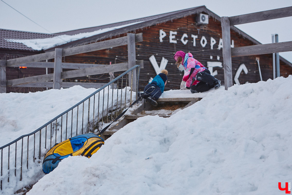 Для горнолыжного курорта «Заячья гора» ищут нового владельца. Информация о продаже центрального трехэтажного здания площадью 1500 квадратных метров появилась в начале мая. Как это повлияет на дальнейшую судьбу популярного среди владимирцев места зимнего отдыха?