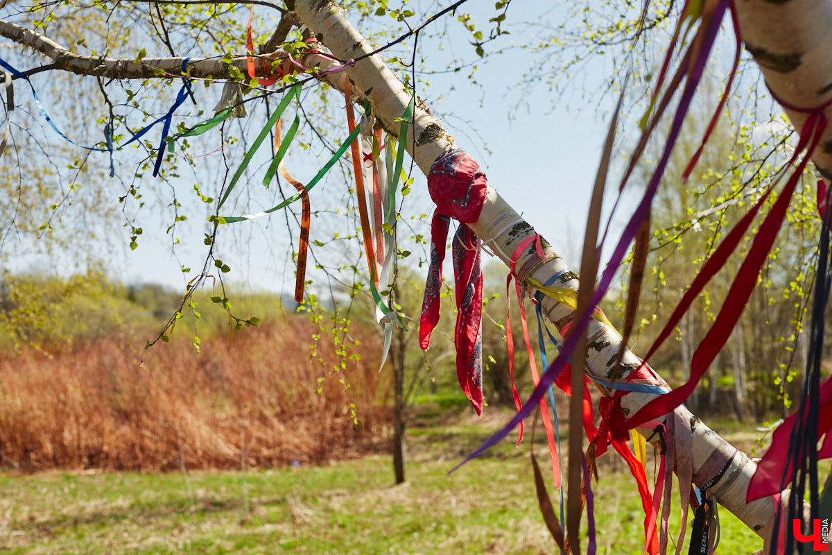 Суздаль усиленно готовится к тысячелетнему юбилею, в историческом центре работы на каждом углу. Из нового — благоустройство сада возле кремля и туристическая тропа вдоль живописного берега Каменки. Мы прогулялись по городу и увидели все своими глазами.