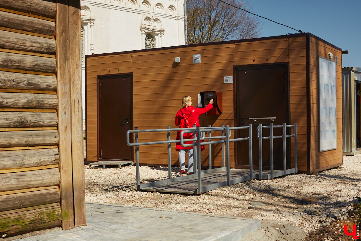 Суздаль усиленно готовится к тысячелетнему юбилею, в историческом центре работы на каждом углу. Из нового — благоустройство сада возле кремля и туристическая тропа вдоль живописного берега Каменки. Мы прогулялись по городу и увидели все своими глазами.