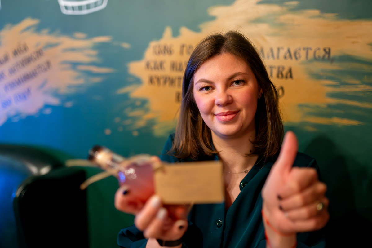 Сейчас можно попробовать кухню любого региона, но почему бы в первую очередь не изучить местную? Такую возможность жителям и гостям Владимира предоставил ресторатор Игорь Кехтер. В его новом заведении с региональными блюдами и напитками прошел открытый традиционный гастроужин с кулинарными изысками и напитками из фамильного резерва.