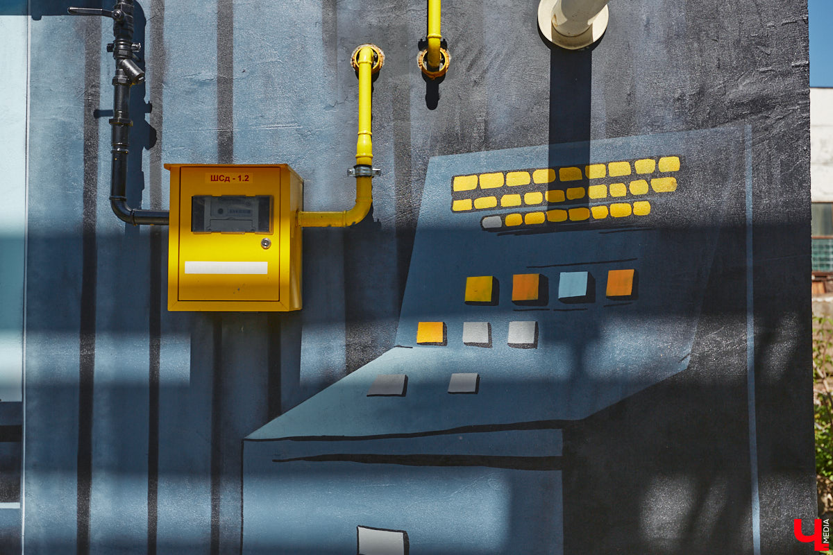 На территории креативного пространства «Турбина» появился стрит-арт с приятным ностальгическим шлейфом. Автором остросюжетного творения под названием «ТЭЦ-1. Вторжение» стал местный райтер Мишкин. Использовав такой прием, как флешбэк, он отправил нас прямиком в 90-е, когда две мультяшные мышки строили планы по завоеванию мира.