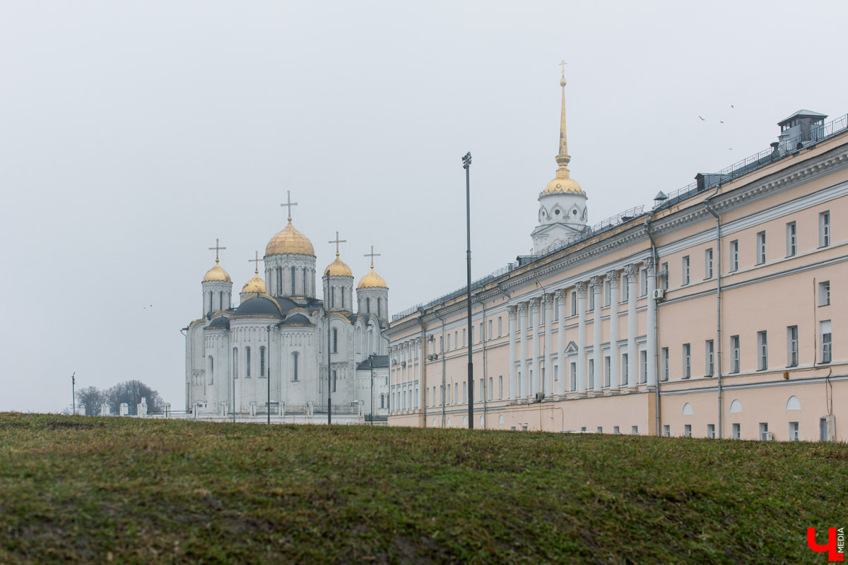 В 1779 году Николай Петрович фон Берк был назначен первым губернским архитектором. Именно ему пришлось делать первые шаги по воплощению в жизнь первого регулярного плана города. Его работа заложила фундамент для дальнейшего градостроительного развития Владимира на длительный срок. Давайте вспомним, что было построено в областном центре по его проектам.