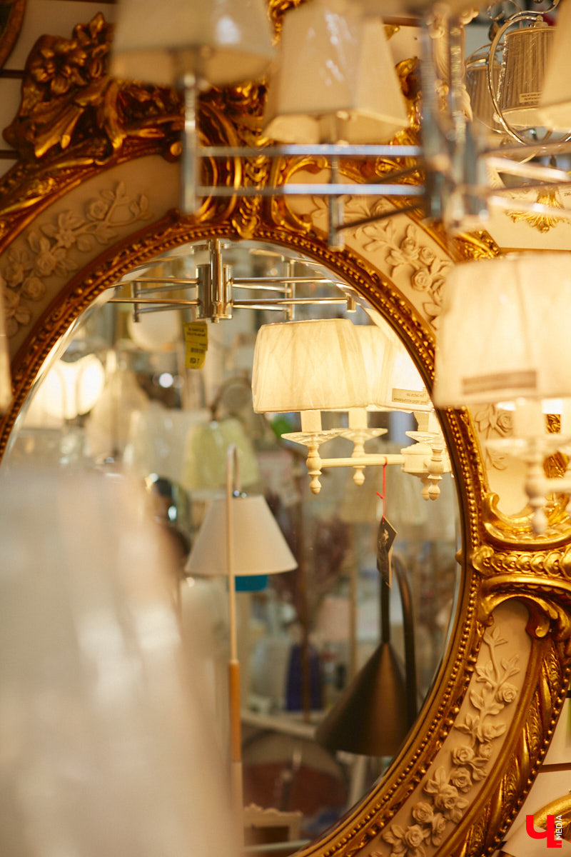 Свое развитие владимирская сеть магазинов «Инлайт» начала с одного небольшого отдела, однако за несколько лет она разрослась до пяти салонов общей площадью больше тысячи «квадратов». И в этом заслуга ее владелицы, Александры Гурьяновой. Как ей удалось построить столь перспективный бизнес? Читайте в нашем материале.