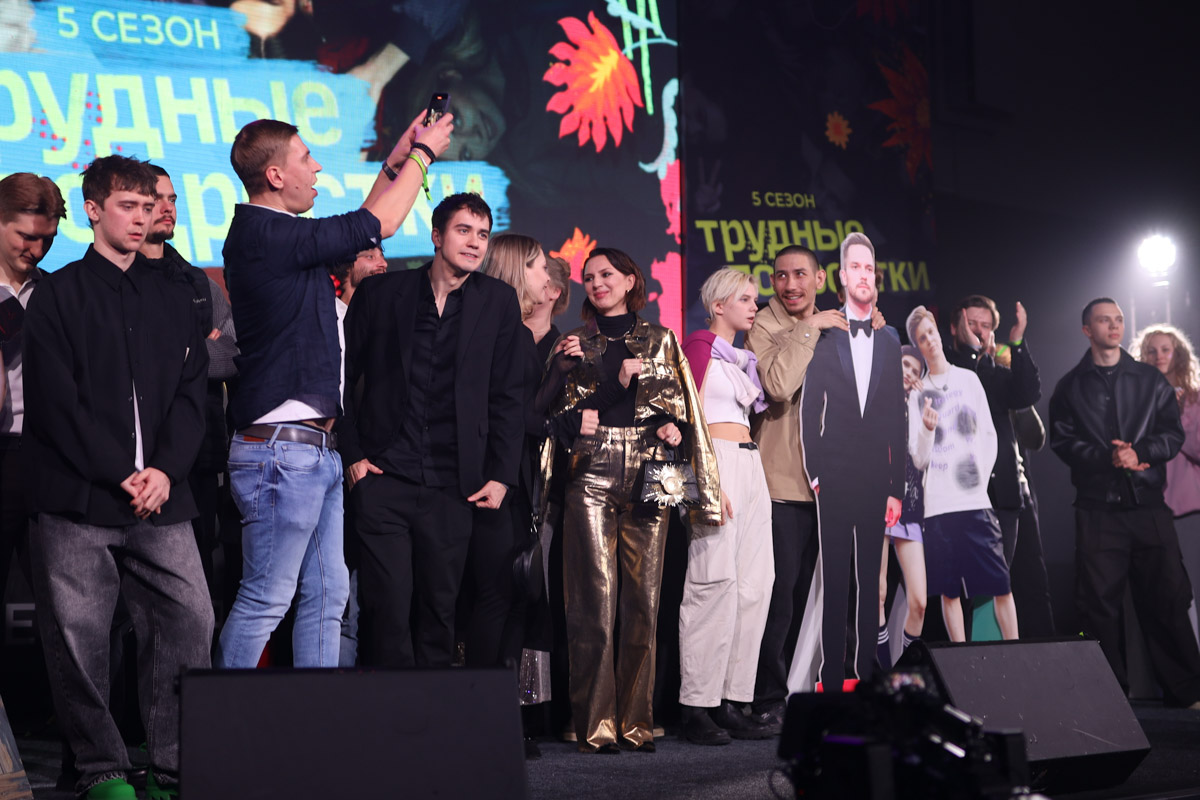 В архиве Марины Северяновой немало ярких фотопроектов, созданных во Владимире. Сейчас она перешла на иной уровень и делает видеоконтент, в том числе для российских звезд. Работала на съемках «Трудных подростков», с Нурланом Сабуровым, снимала бэк клипа «Алешка 2.0». О своем творческом успехе девушка поведала нашему изданию.