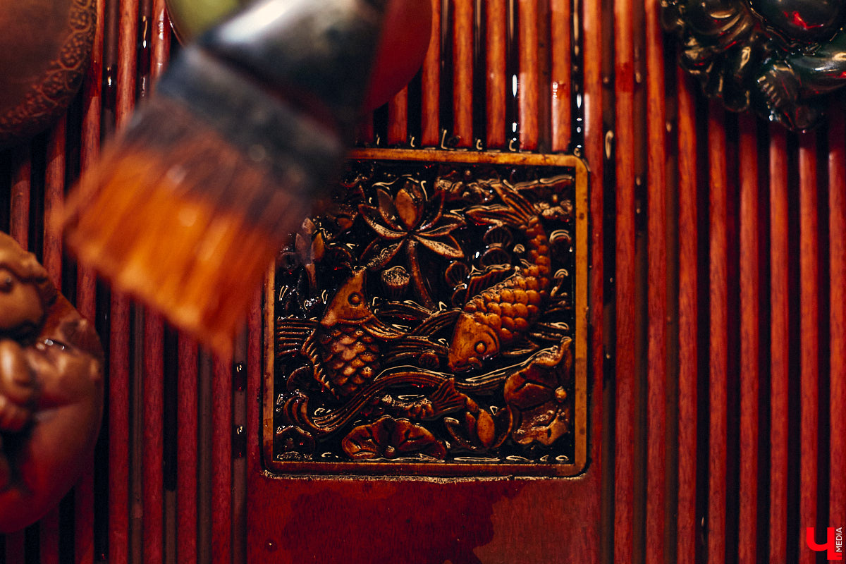 Пить чай тоже надо уметь! Этот процесс куда более тонкий, чем думают многие, а результат способен превзойти все ожидания. Какие нюансы нужно соблюсти, чтобы получить максимальное наслаждение от напитка, а также где найти идеальную матчу и бодрящий пуэр во Владимире, «Ключ-Медиа» рассказал владелец проекта Waystea Вазген Арушанян.