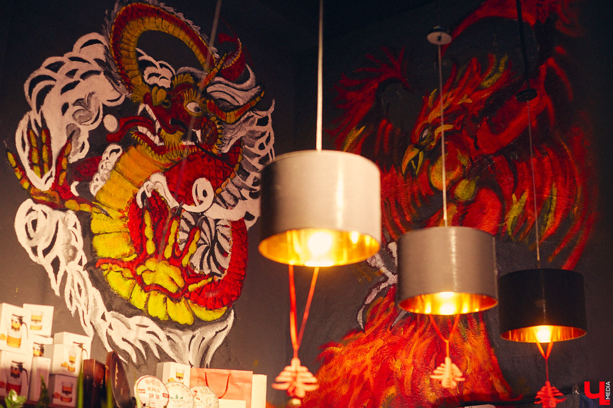 Пить чай тоже надо уметь! Этот процесс куда более тонкий, чем думают многие, а результат способен превзойти все ожидания. Какие нюансы нужно соблюсти, чтобы получить максимальное наслаждение от напитка, а также где найти идеальную матчу и бодрящий пуэр во Владимире, «Ключ-Медиа» рассказал владелец проекта Waystea Вазген Арушанян.