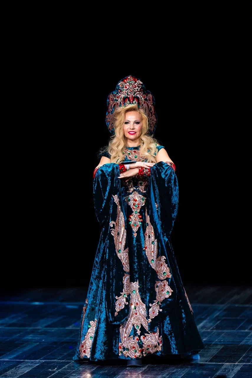 Семь из девяти девушек, представляющих Владимирскую область, получили титулы на одном из самых масштабных конкурсов красоты в стране «Миссис Россия Мира 2024», который поставил в этом году рекорд по числу участниц! Столь приятными новостями поделилась с «Ключ-Медиа» организатор областных этапов Виктория Селеметова.