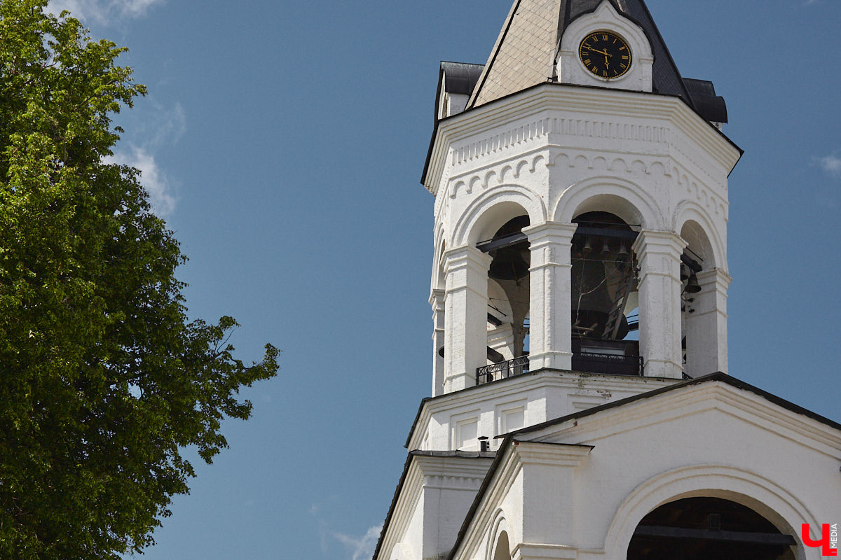 Монументальная скульптура Александра Невского возле планетария на Большой Московской не единственное место во Владимире, хранящее имя великого князя. Давайте прогуляемся и по другим следам знаменитого русского полководца в нашем городе.