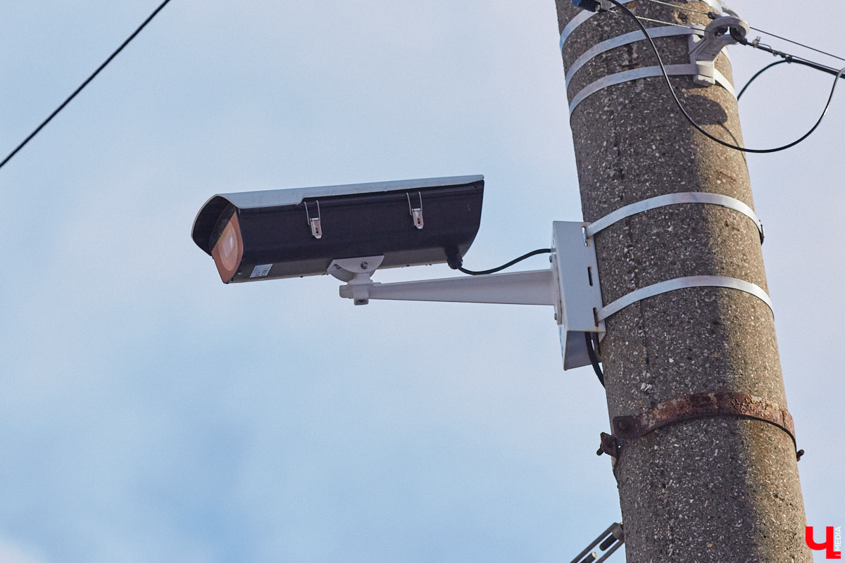 Движение общественного транспорта на Рпенском проезде скоро запустят. По крайней мере, инфраструктура для этого уже есть: на объекте установили остановочные павильоны. Как раз кстати автопарк города пополнился новыми автобусами. Но только этими событиями наш дорожный обзор сегодня не ограничится.
