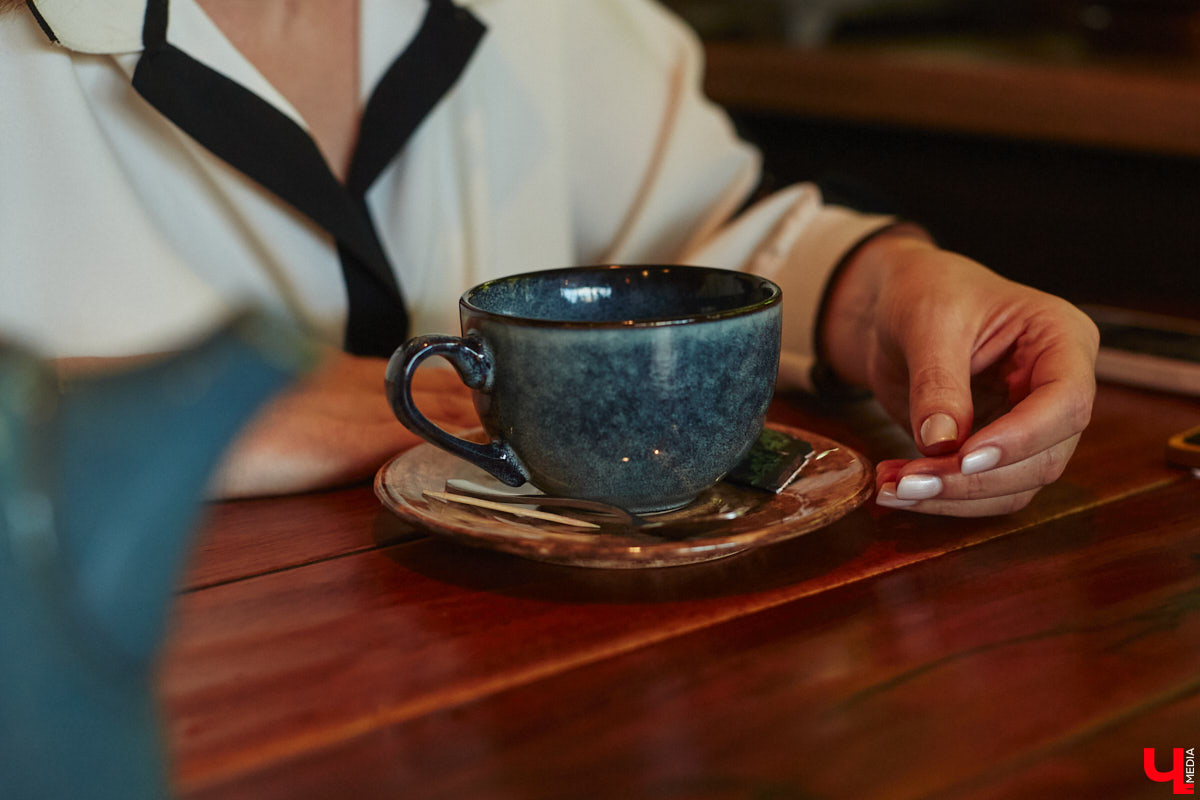 Девять лет назад Светлана Аркадьева зарегистрировала свою фирму, оказывающую комплексные услуги по решению бизнес-задач. О развитии своего дела, личностном росте, помощи людям и детских мечтах, претворенных в жизнь, «Ключ-Медиа» расспросил успешную бизнес-леди на встрече за чашечкой чая.