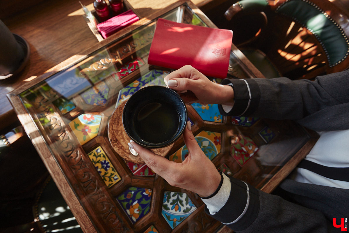 Девять лет назад Светлана Аркадьева зарегистрировала свою фирму, оказывающую комплексные услуги по решению бизнес-задач. О развитии своего дела, личностном росте, помощи людям и детских мечтах, претворенных в жизнь, «Ключ-Медиа» расспросил успешную бизнес-леди на встрече за чашечкой чая.