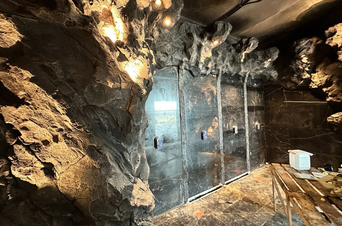 Скоро жители и туристы 33-го региона смогут насладиться целым спектром водных развлечений в рамках одного комплекса. Да, открытие аквапарка в Суздале не за горами. Состоится ли оно в августе и как выглядит популярная в будущем локация, узнал «Ключ-Медиа».