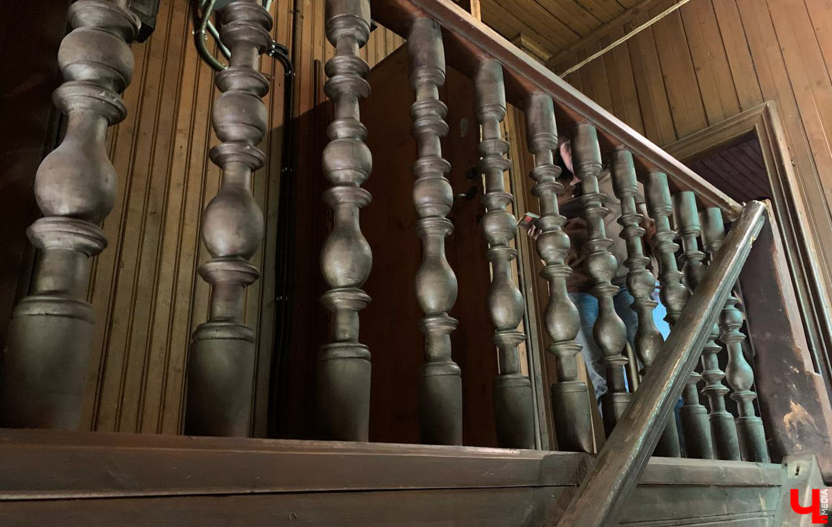 Нижний Новгород — идеальное место для путешествия выходного дня. Мы предлагаем отправиться в Заповедные кварталы — своеобразный музей под открытым небом. В границах улиц Новой, Короленко, Славянской, Студеной находятся 28 исторических деревянных домов. Здесь когда-то жили писатели Максим Горький и Владимир Короленко, бывали Антон Чехов и Владимир Немирович-Данченко, а Федор Шаляпин распевался прямо с балкона одного из них.