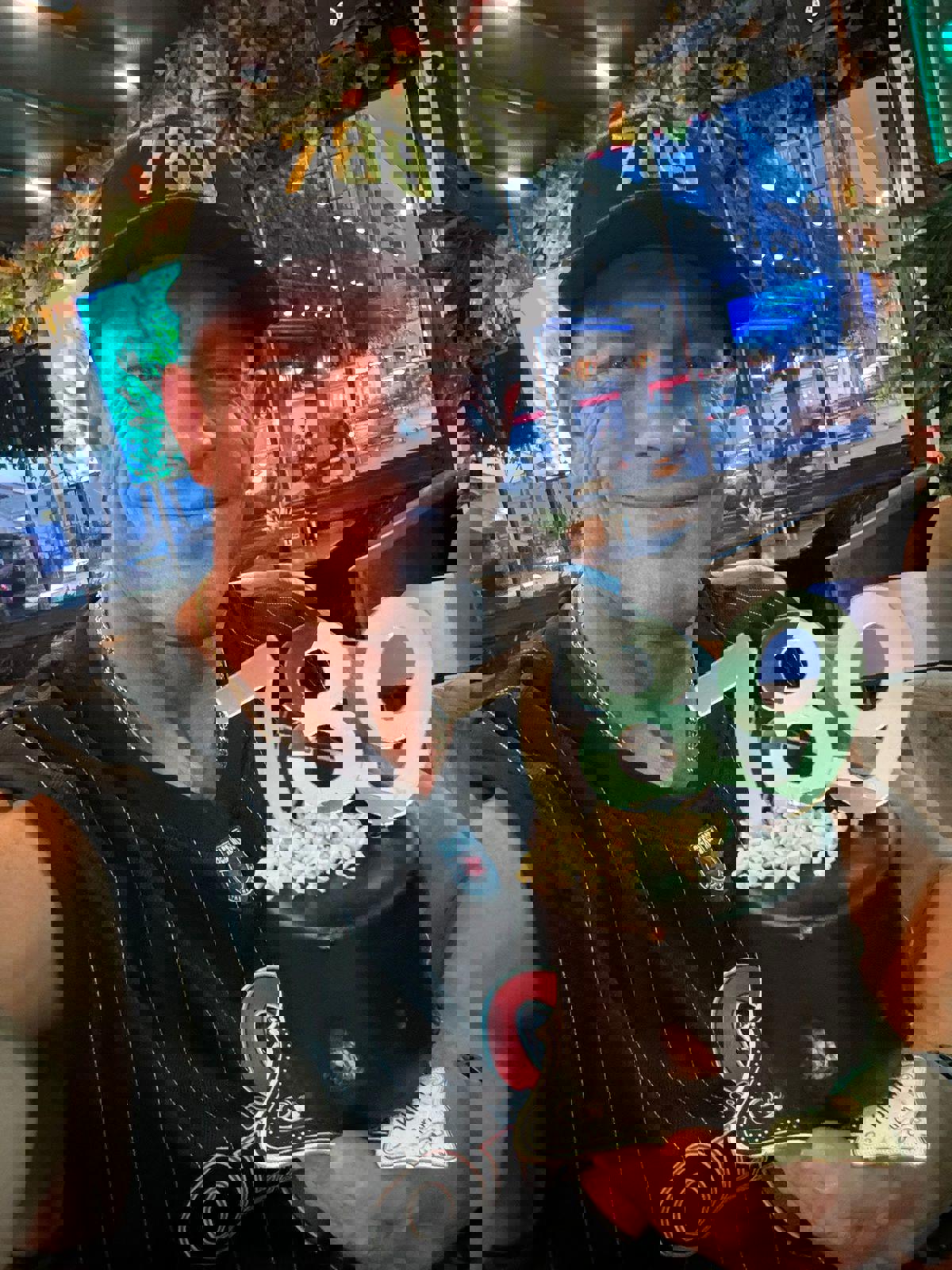 Бодибилдер из Владимира Вадим Легарев занял первое место в номинации «Мастера» на турнире в турецком Измире. Перед выходом на подиум спортсмену пришлось серьезно поработать над весом, но со всеми испытаниями он справился. В итоге спортсмен привез домой очередную медаль.