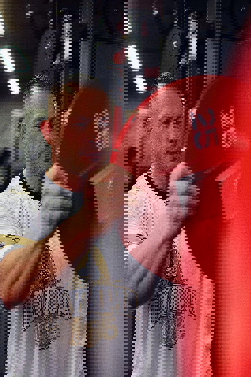 Бодибилдер из Владимира Вадим Легарев занял первое место в номинации «Мастера» на турнире в турецком Измире. Перед выходом на подиум спортсмену пришлось серьезно поработать над весом, но со всеми испытаниями он справился. В итоге спортсмен привез домой очередную медаль.