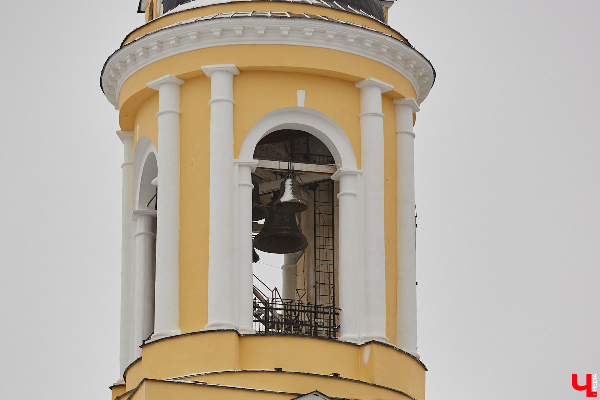 Юбилей музея под открытым небом позади, однако некоторые проекты до сих пор не закончены. Например, движение из Владимира в Суздаль по трассе Р-132 «Золотое кольцо» и сейчас вызывает много вопросов. Когда завершат капитальный ремонт на объекте и что еще в древнем городе придется доделывать в будущем году? Читайте в репортаже «Ключ-Медиа».